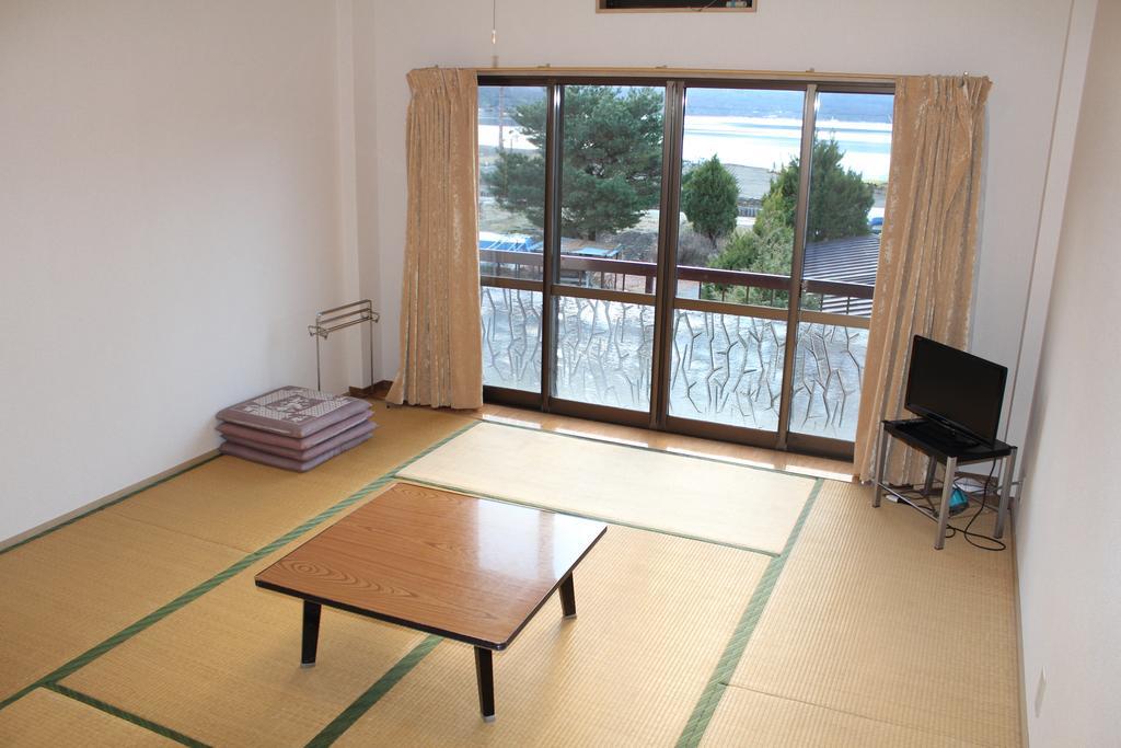 ホテル 崇岳荘 山中湖村 エクステリア 写真